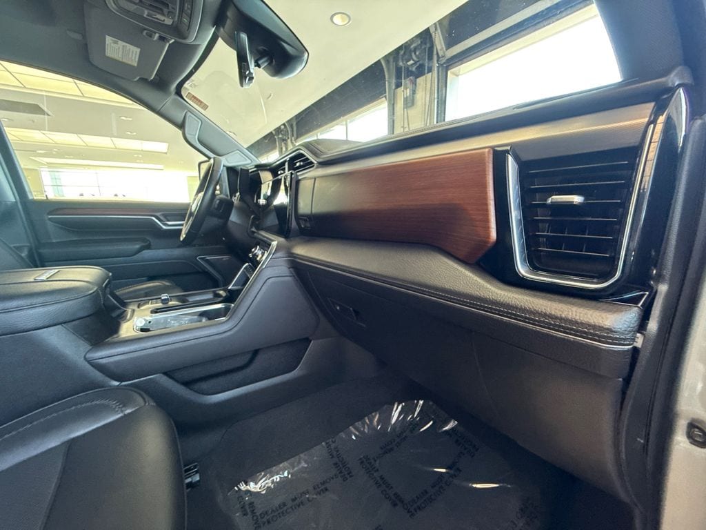 2025 GMC Sierra 3500HD Denali - Photo 21