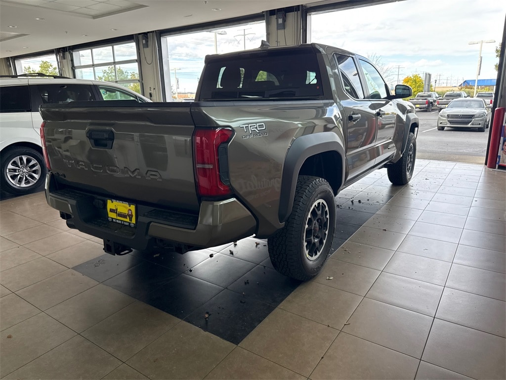 New 2025 Toyota Tacoma TRD Off-Road Truck Double Cab