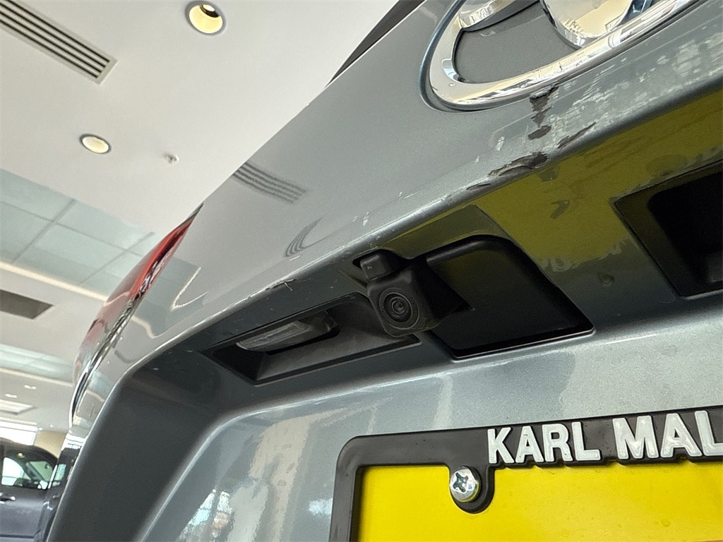 Used 2024 Toyota Highlander LE SUV