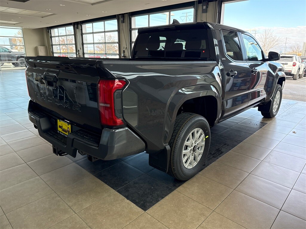 2026 Toyota Tacoma SR5 photo 3