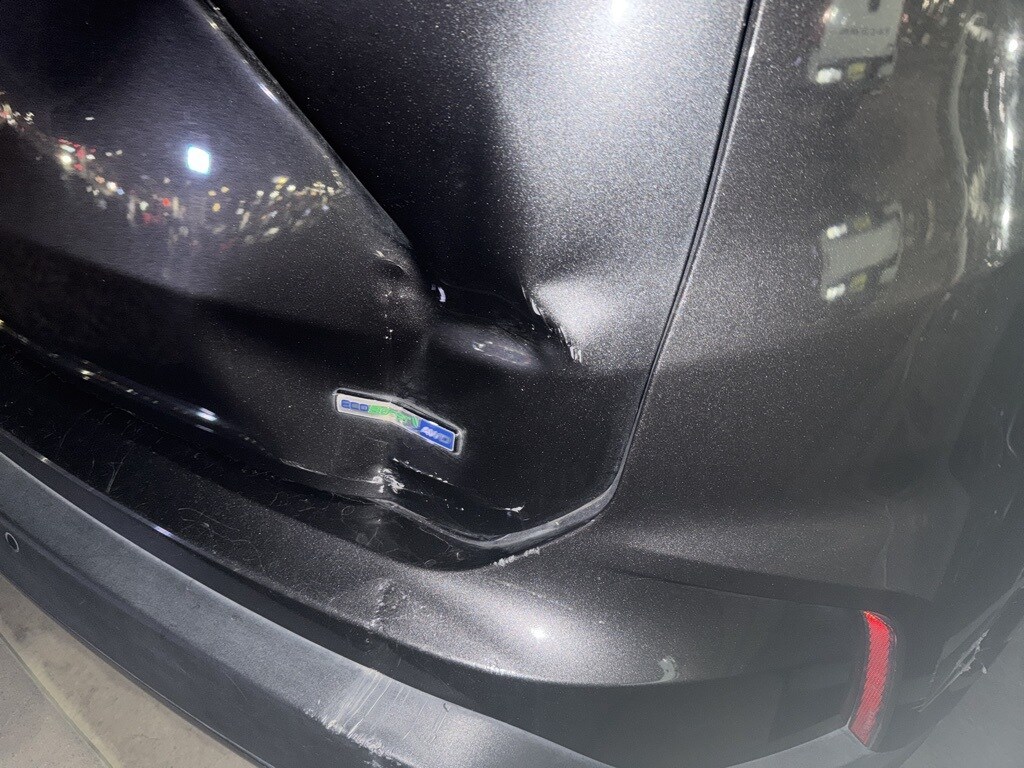 2020 Ford Edge SE photo 3