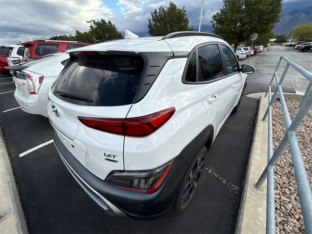 2023 Hyundai Kona Limited photo 3