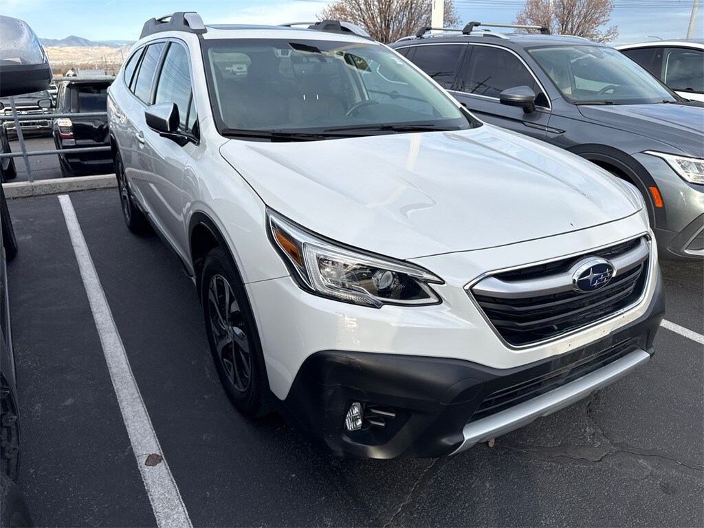 2022 Subaru Outback Touring photo 4