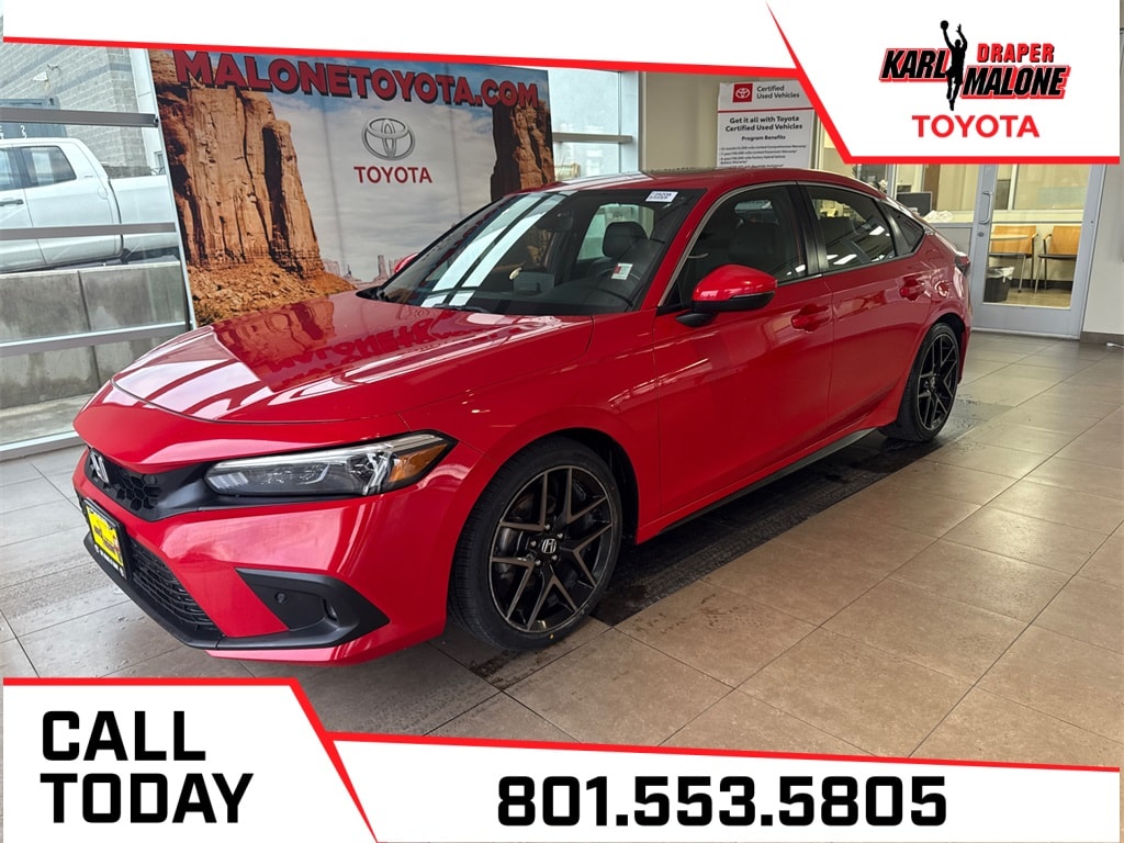 2022 Honda Civic Hatchback Sport Touring's photo