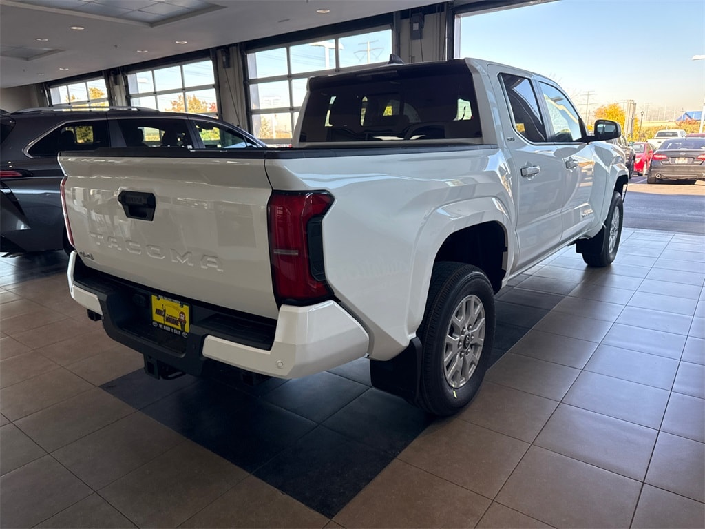 New 2025 Toyota Tacoma SR5 Truck Double Cab