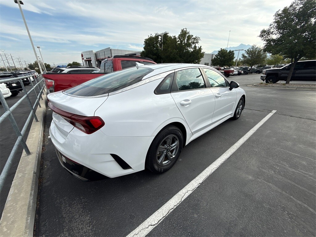 2022 Kia K5 LXS photo 3