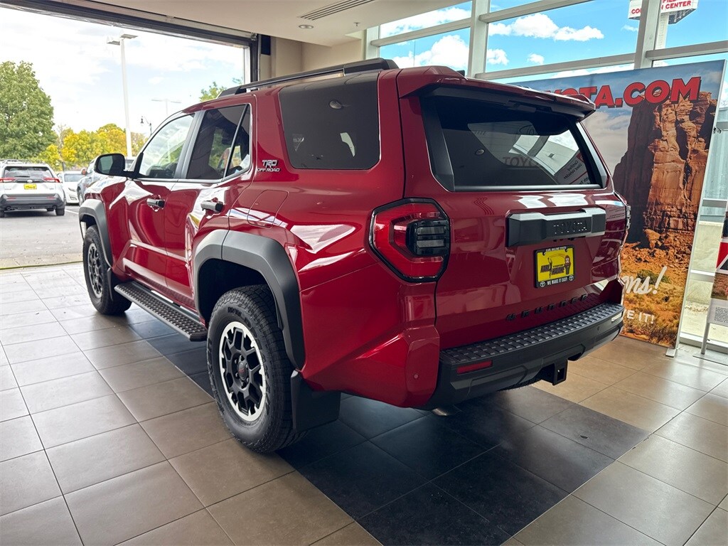 2025 Toyota 4Runner TRD Sport Premium photo 2