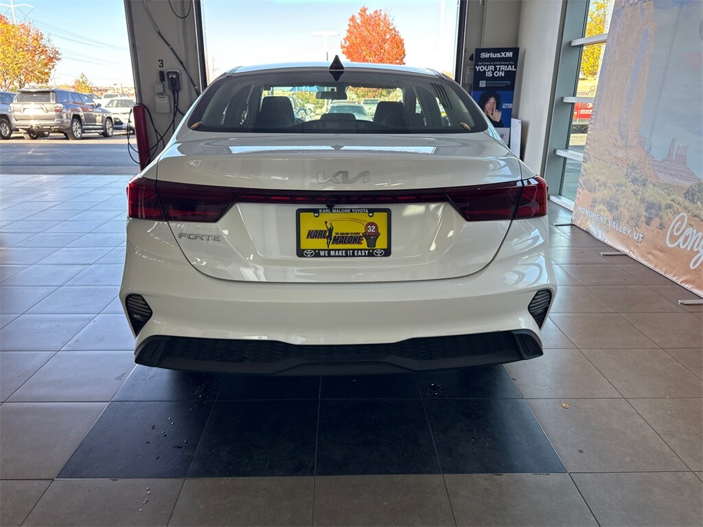 Used 2024 Kia Forte LXS Sedan