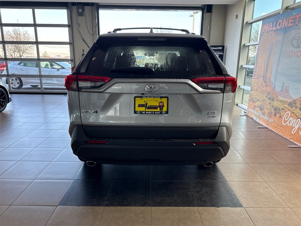 2025 Toyota RAV4 XLE Premium photo 2