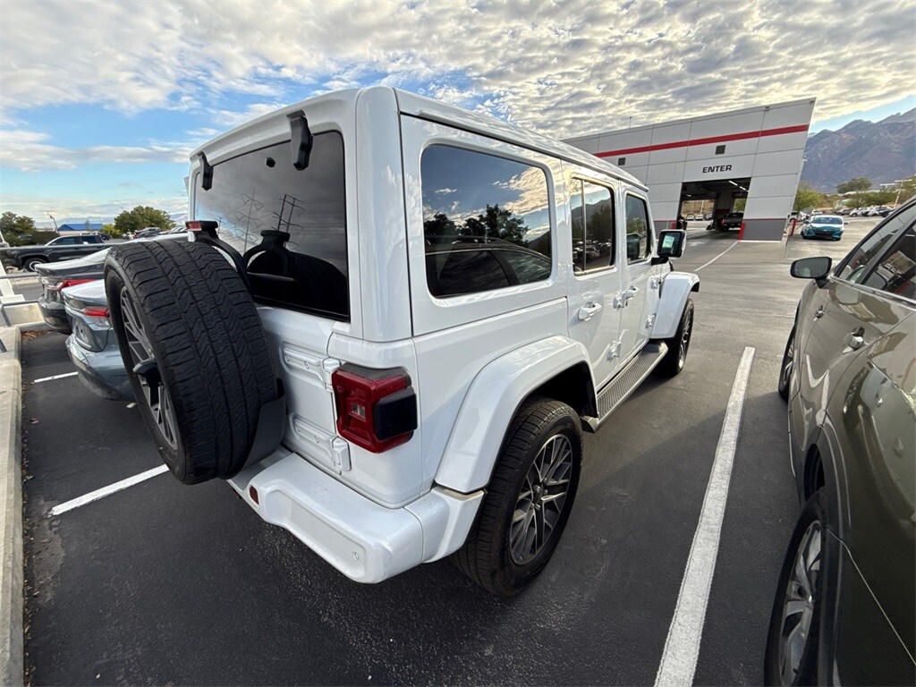 2022 Jeep Wrangler Unlimited 4xe Sahara High Altitude photo 3