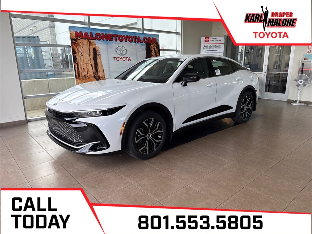 2026 Toyota Crown XLE's photo