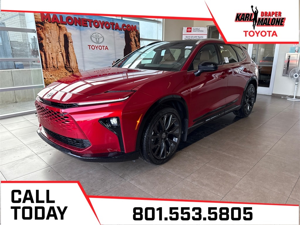 2025 Toyota Crown Signia Limited's photo