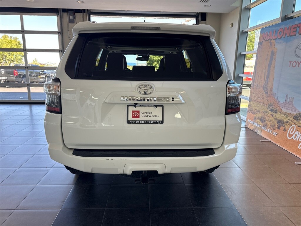 2024 Toyota 4Runner SR5 Premium photo 3