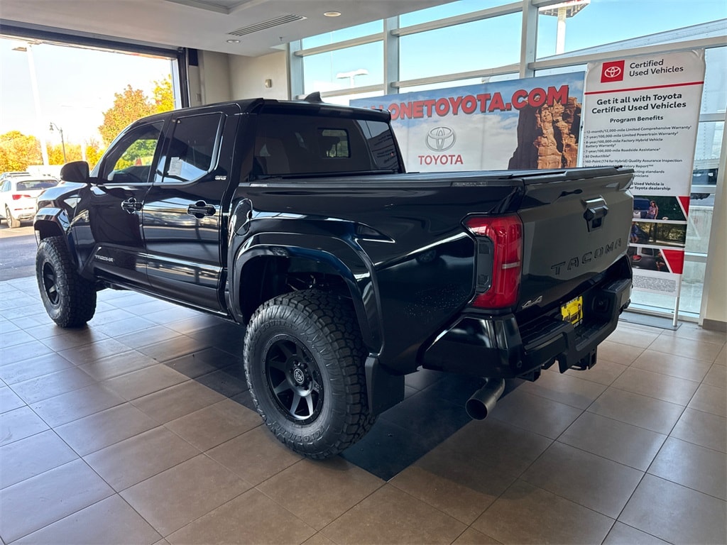 New 2025 Toyota Tacoma SR5 Truck Double Cab