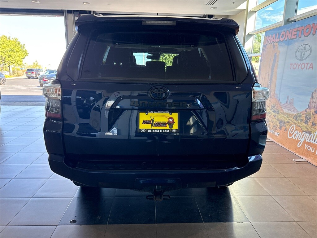 2023 Toyota 4Runner SR5 Premium photo 3