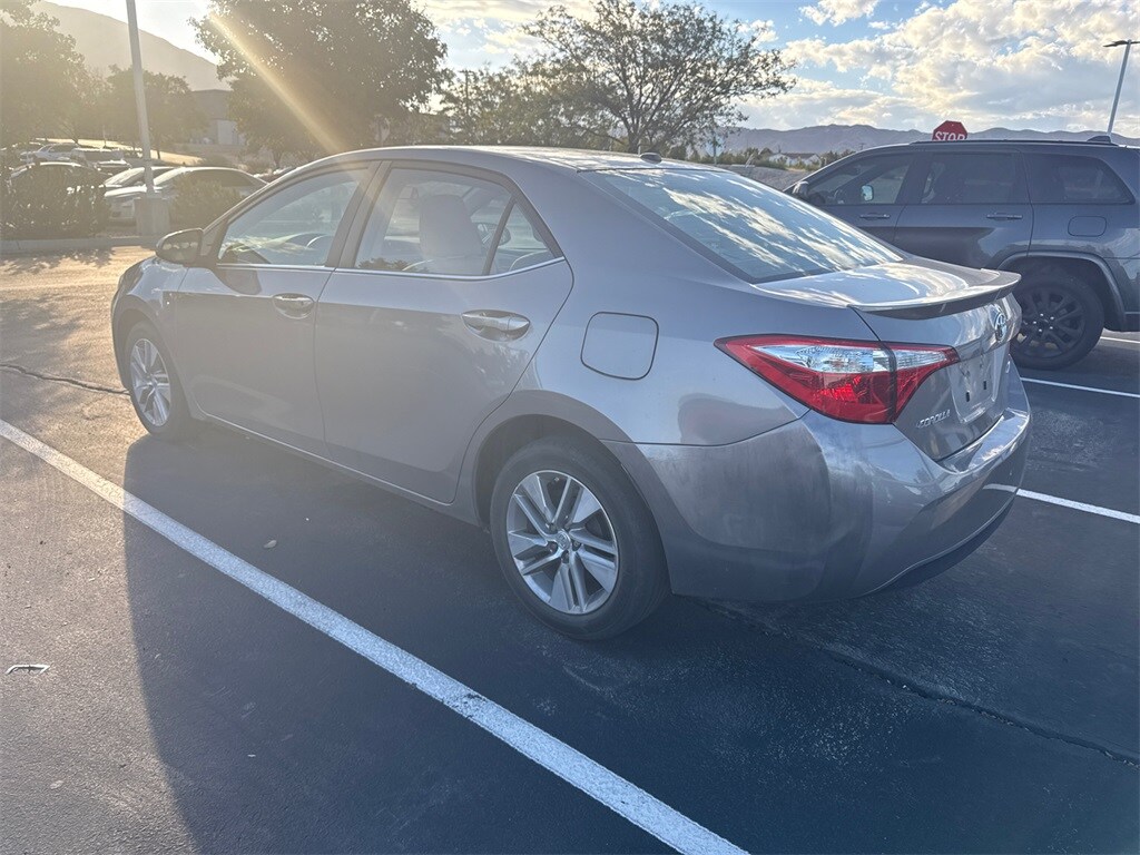 2016 Toyota Corolla LE Eco Plus photo 2