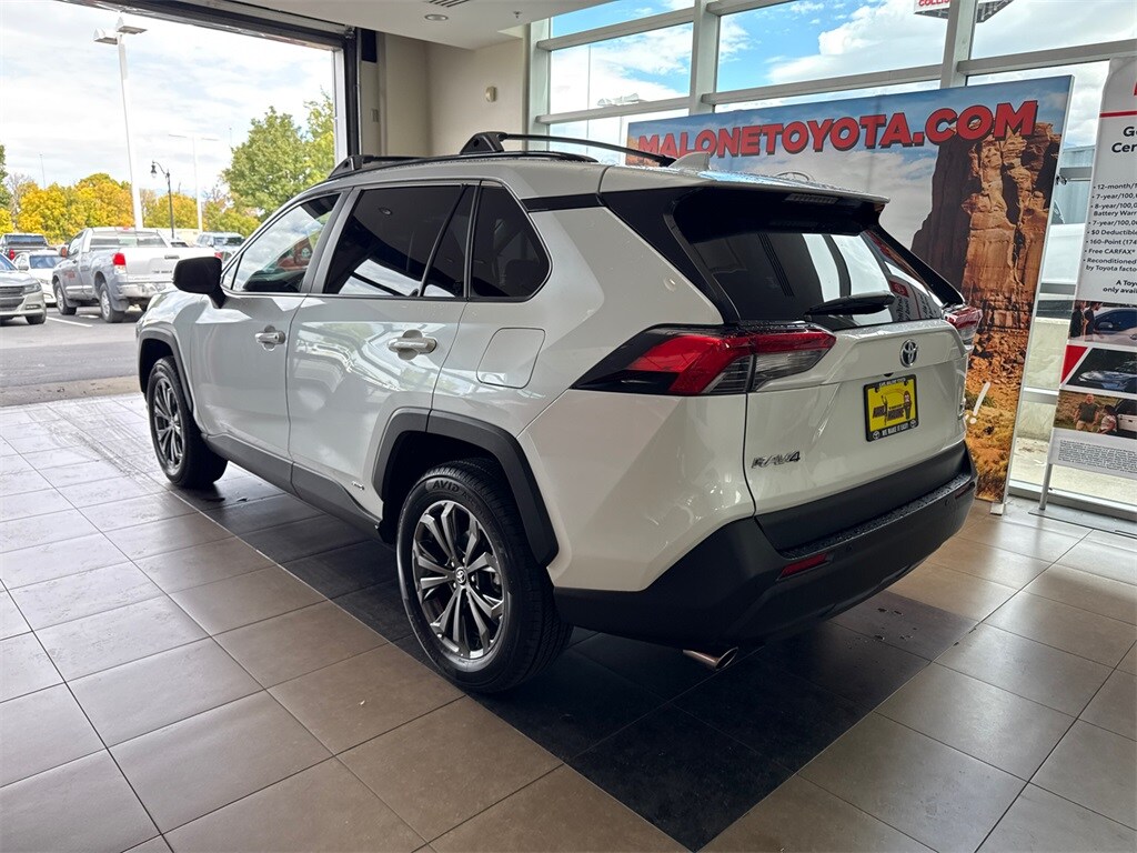 2024 Toyota RAV4 Hybrid XLE Premium photo 2