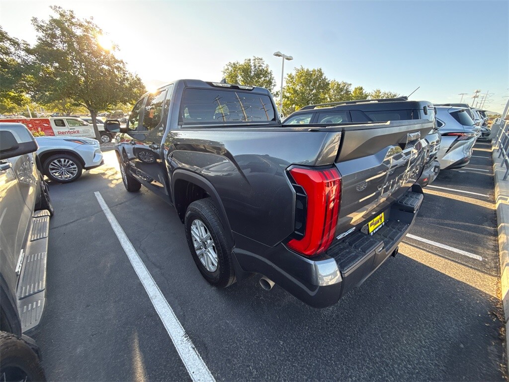 2025 Toyota Tundra SR5 CrewMax photo 2