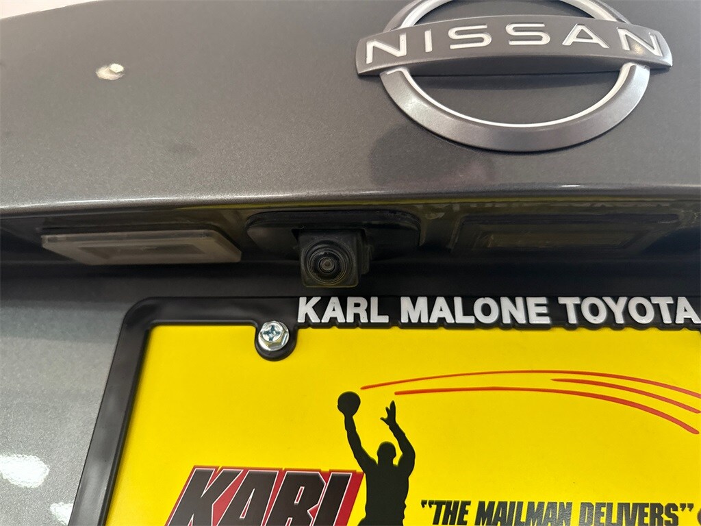 2024 Nissan Sentra SV photo 3