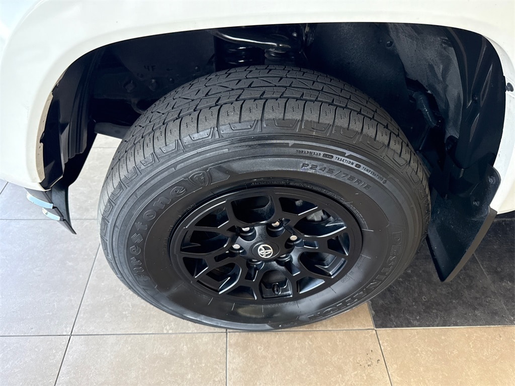 Used 2022 Toyota Tacoma SR5 with VIN 3TYCZ5AN2NT072403 for sale in Draper, UT