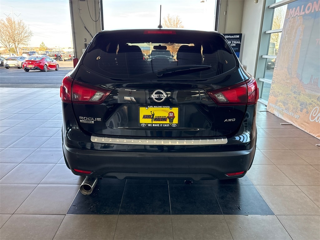 Used 2017 Nissan Rogue Sport S SUV