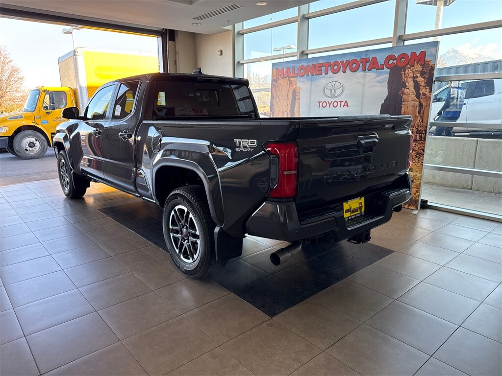 2026 Toyota Tacoma TRD Sport photo 2