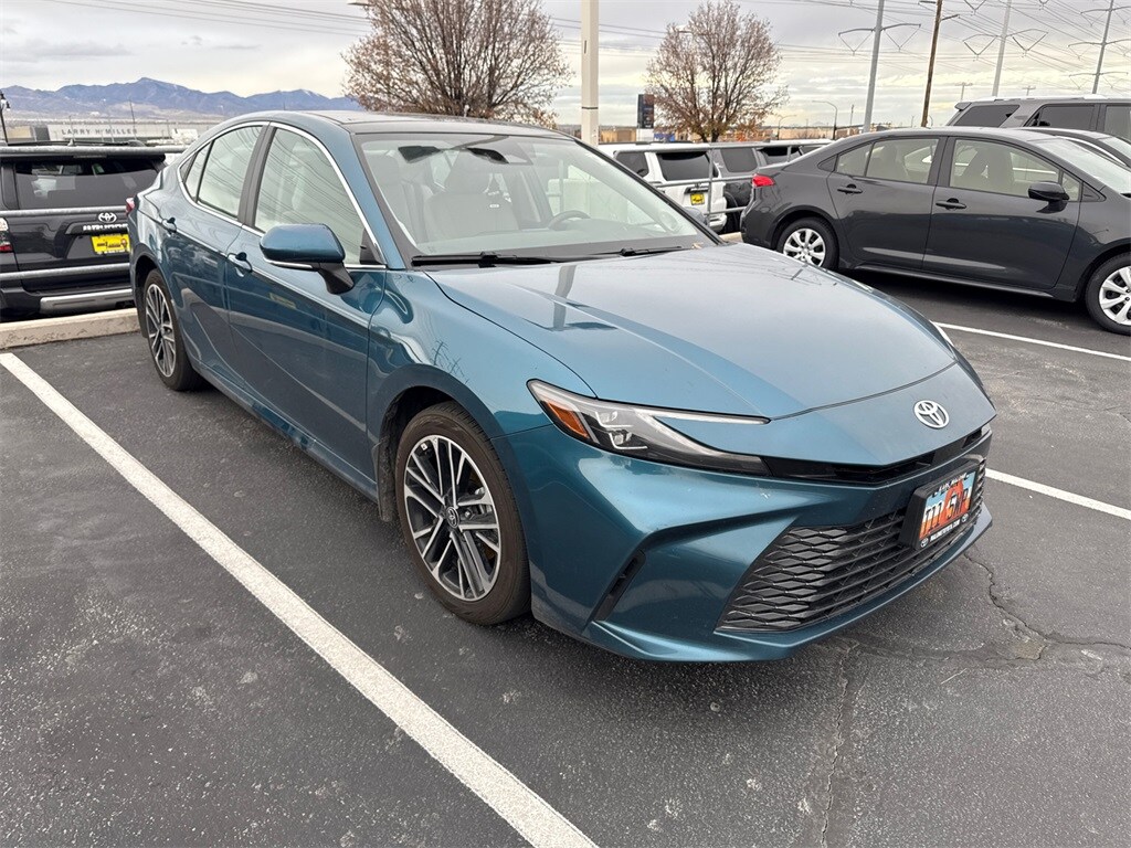 2025 Toyota Camry XSE photo 4