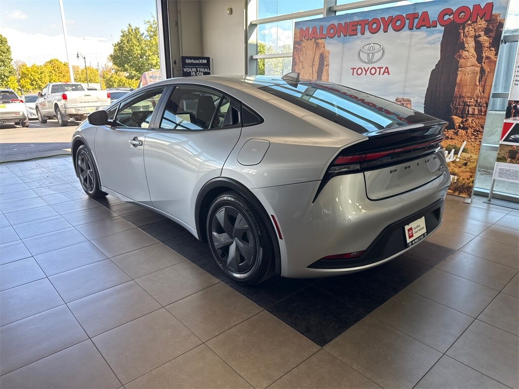 2024 Toyota Prius Limited photo 2