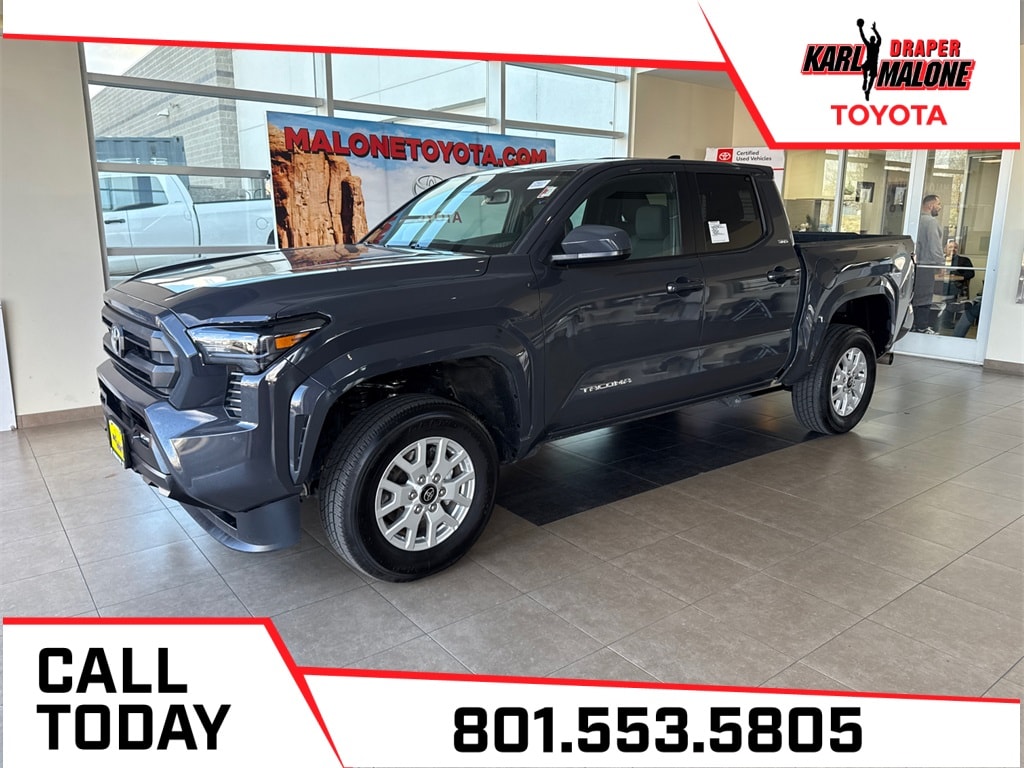 2024 Toyota Tacoma SR5's photo
