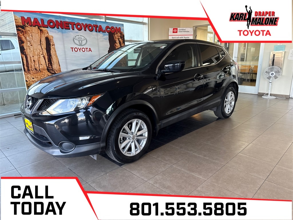 Used 2017 Nissan Rogue Sport S SUV