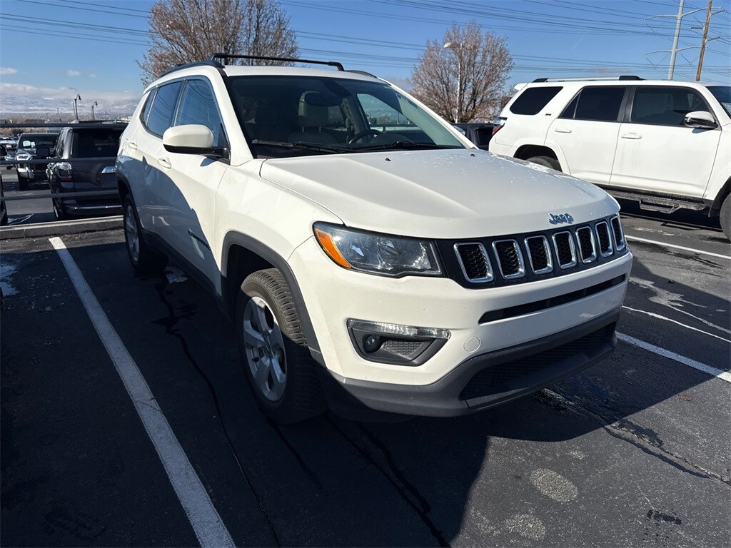2021 Jeep Compass Latitude photo 4