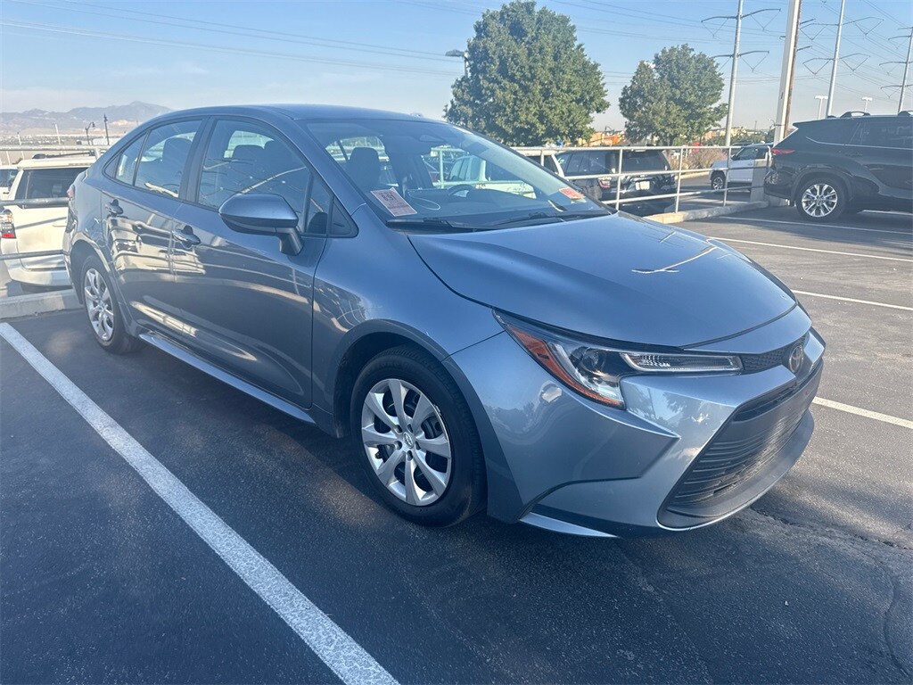 2024 Toyota Corolla LE photo 4