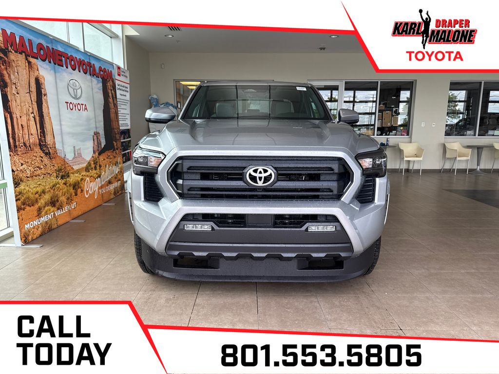 2025 Toyota Tacoma SR5 4x4 Double Cab's photo