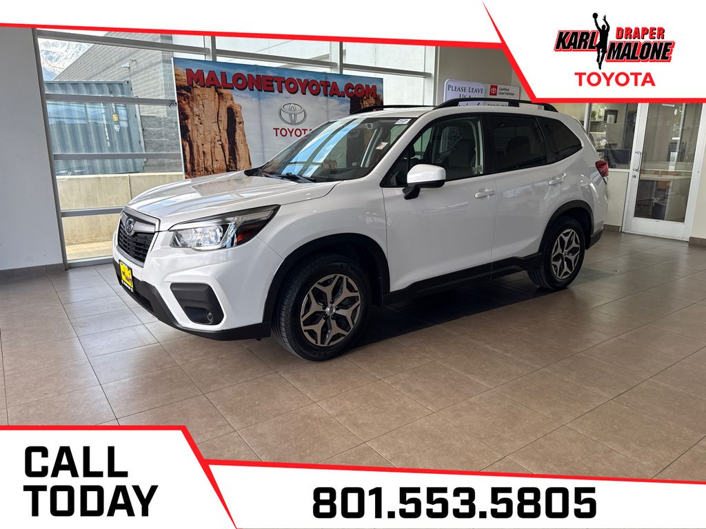 2020 Subaru Forester Premium's photo