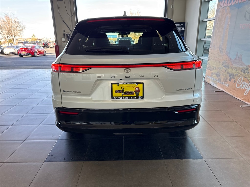 Used 2025 Toyota Crown Signia Limited SUV