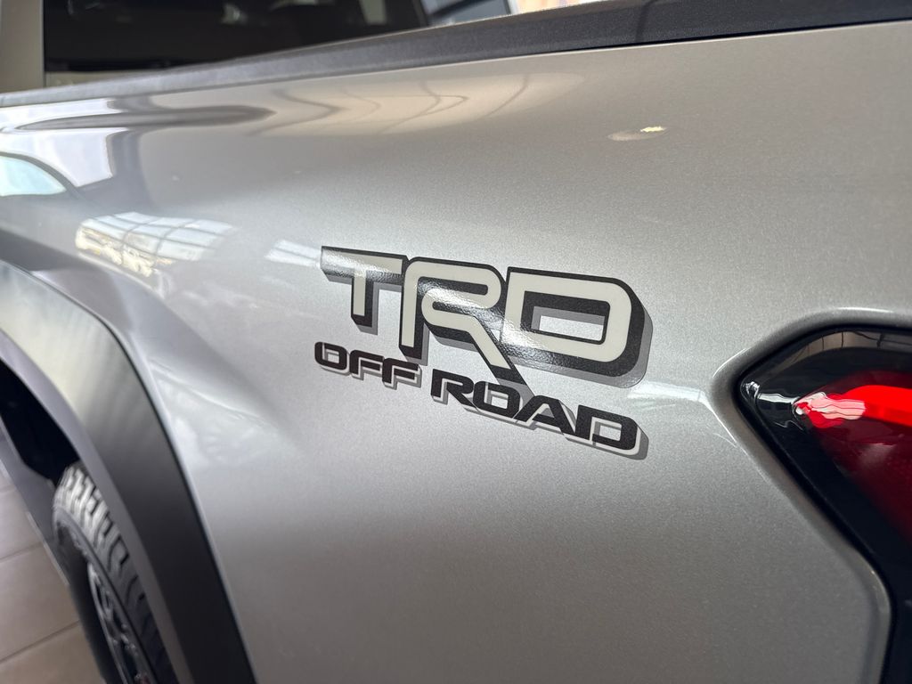 2024 Toyota Tacoma TRD Off Road - Photo 10