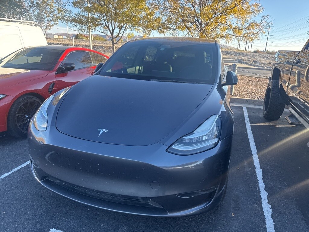 2022 Tesla Model Y Long Range photo 3