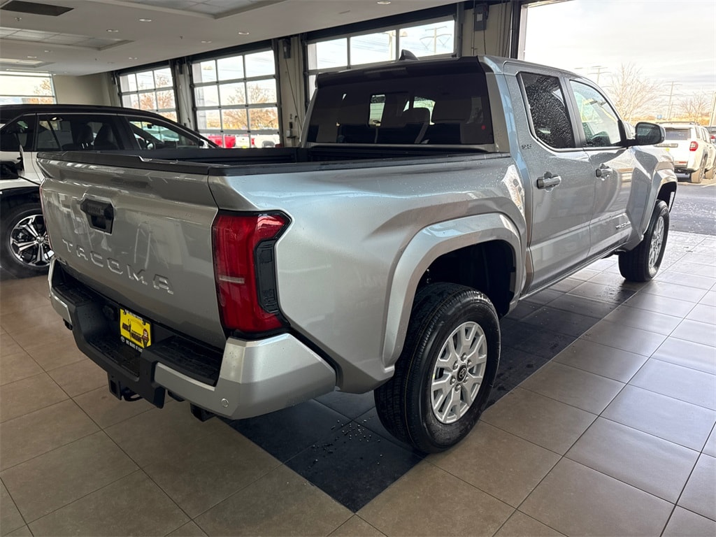 New 2025 Toyota Tacoma SR5 Truck Double Cab