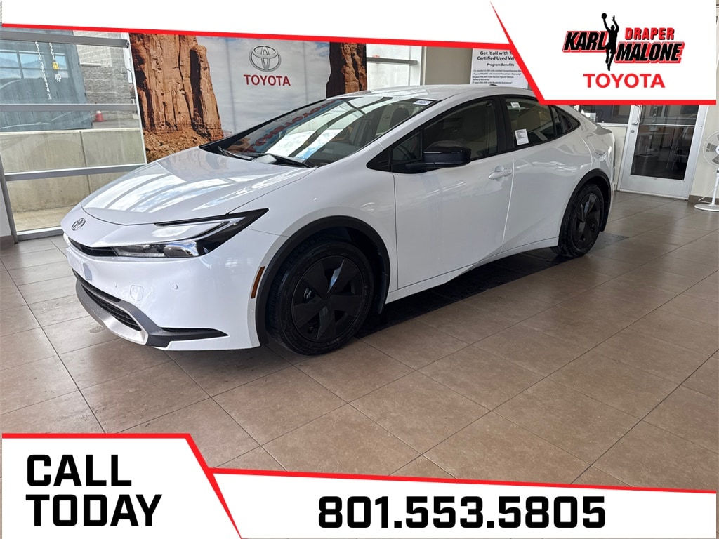 2026 Toyota Prius SE's photo