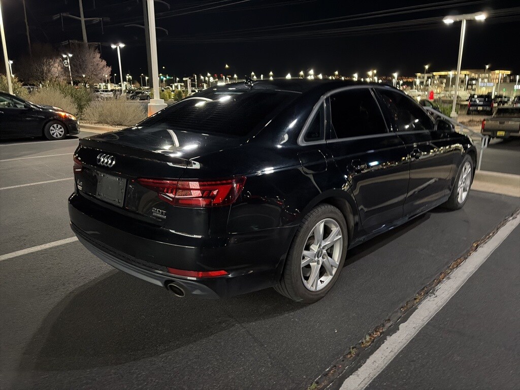 2018 Audi A4 2.0T Premium Quattro photo 3