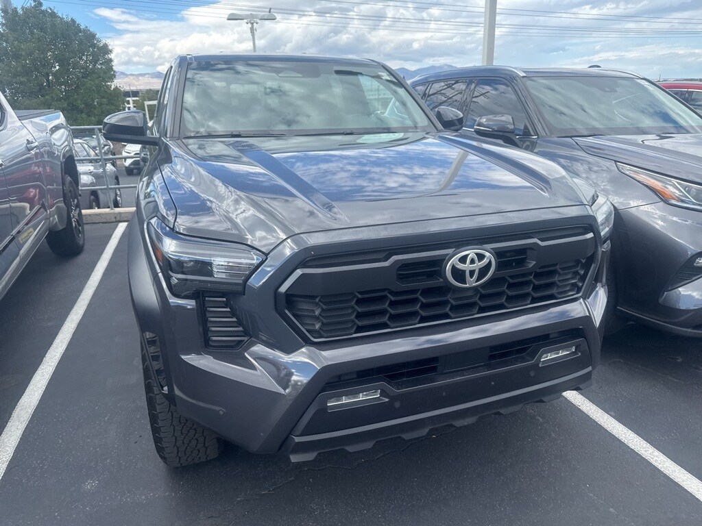 2024 Toyota Tacoma Base photo 2