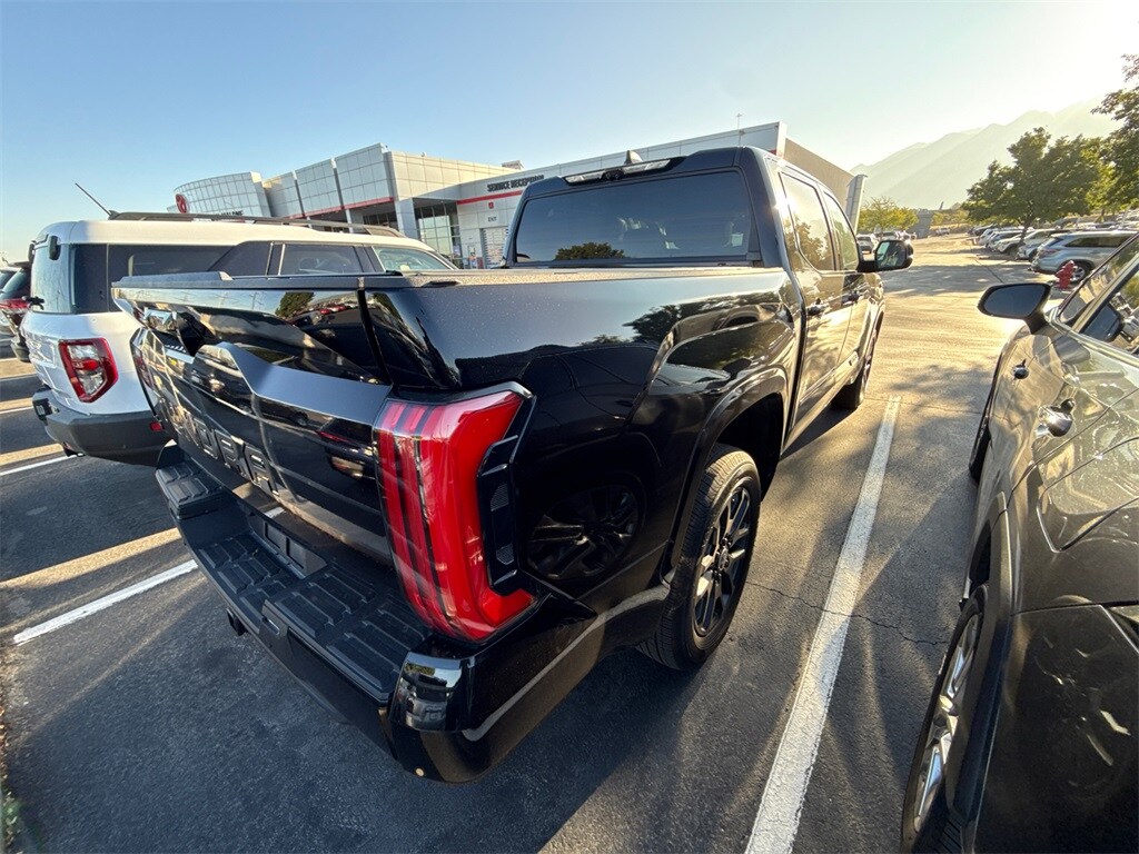2024 Toyota Tundra Platinum photo 3
