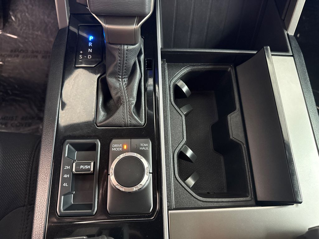 2025 Toyota Sequoia SR5 - Photo 17