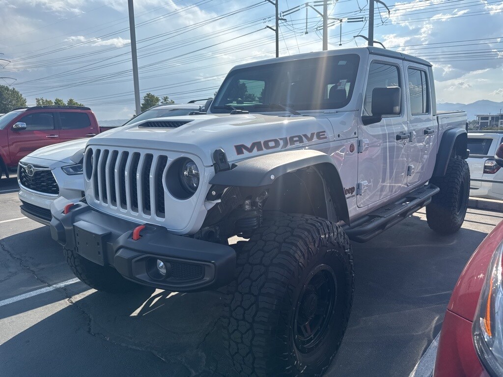 2022 Jeep Gladiator Mojave photo 2