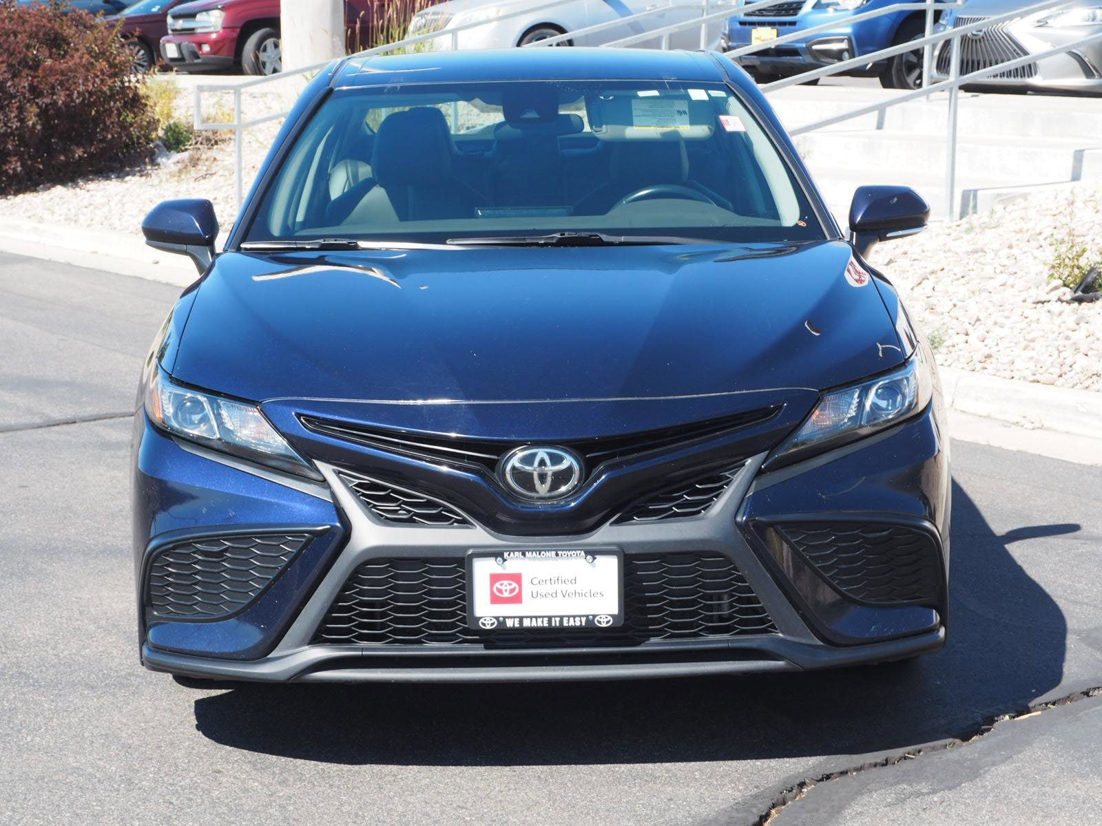 Used 2022 Toyota Camry SE with VIN 4T1G11AK1NU622409 for sale in Draper, UT