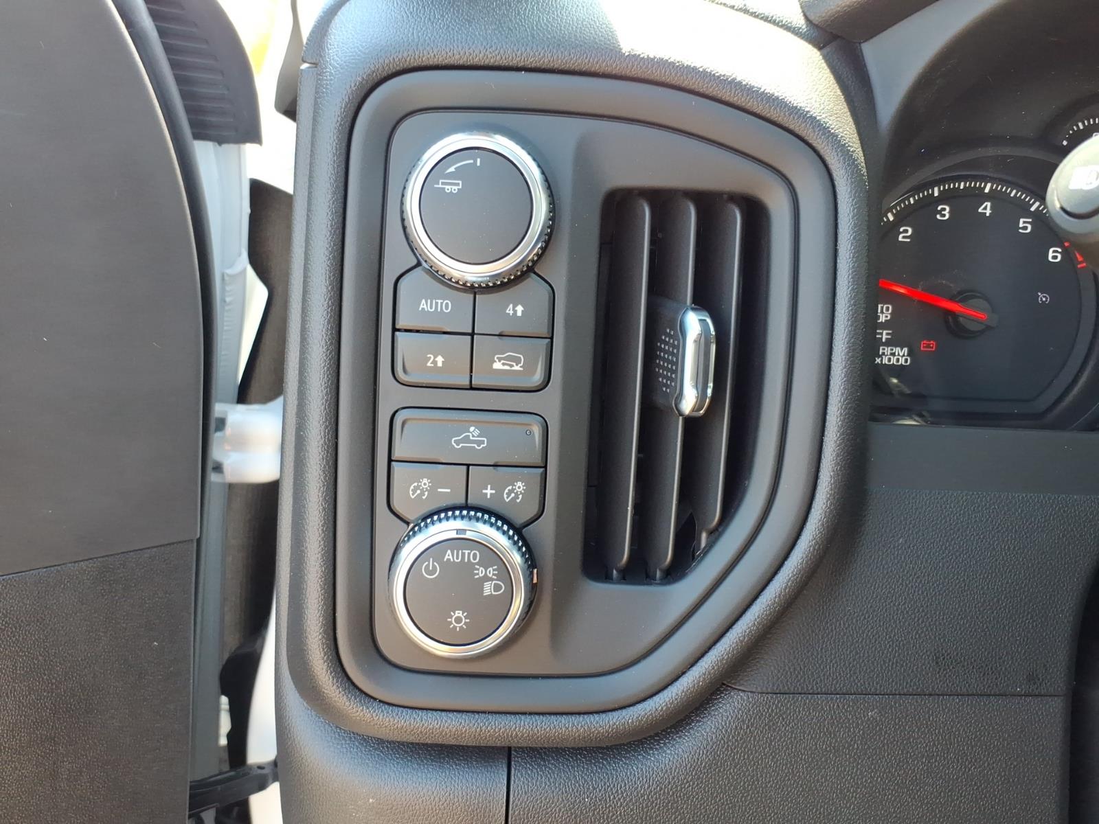 2026 GMC Sierra 1500 Pro - Photo 12