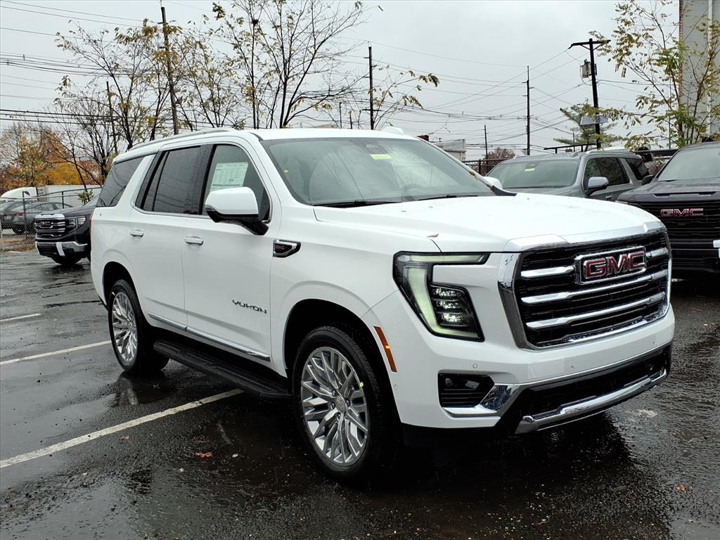 2026 GMC Yukon Elevation's photo