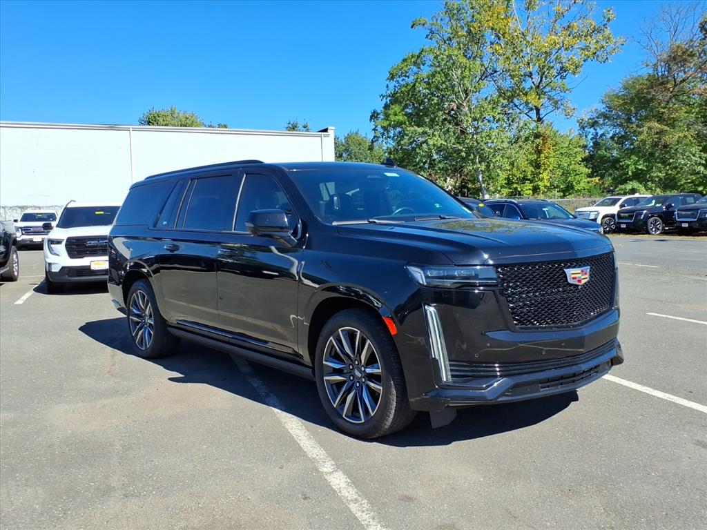 2021 Cadillac Escalade ESV Sport Platinum's photo
