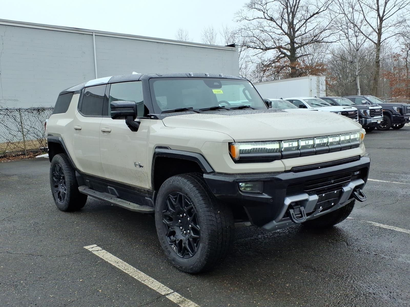 2026 GMC Hummer EV 3X SUV's photo