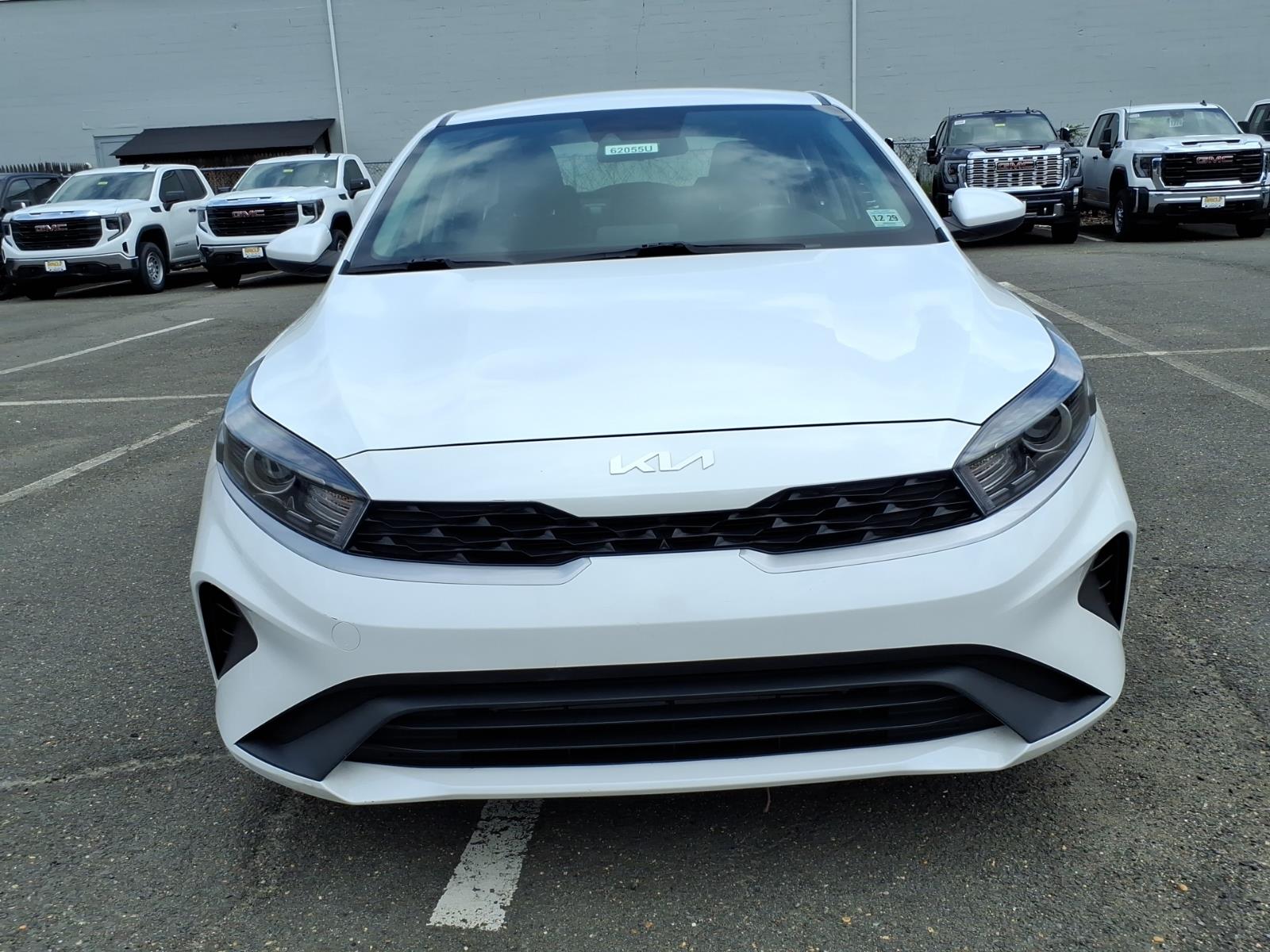 Used 2024 Kia Forte LXS with VIN 3KPF24AD8RE719952 for sale in North Brunswick, NJ